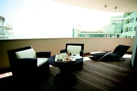 Premier & Suites - 19