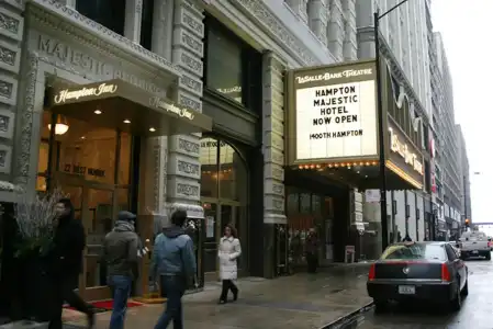 Hampton Inn Majestic Chicago Theatre District - 41