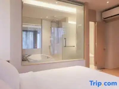 Balcony Seaside Sriracha & Serviced Apartments (SHA Extra Plus) - 125