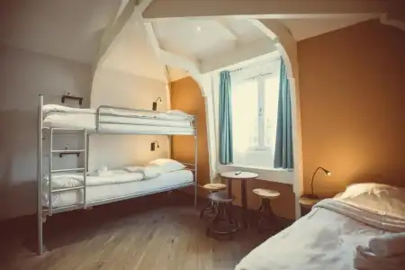 Tourist Inn - 45