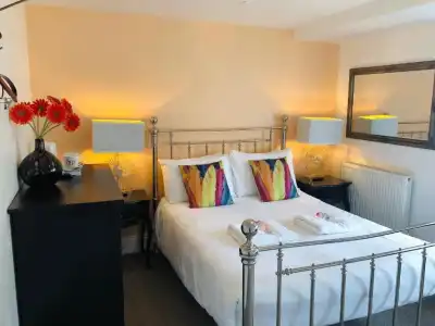 Grand Pier Guest House - 40