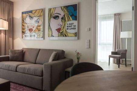 SUYTES Business Studios - 40