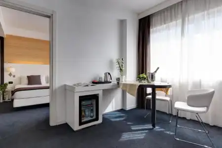 iHs Roma Z3 - 61