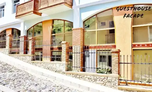 Red Fox Guesthouse - 22