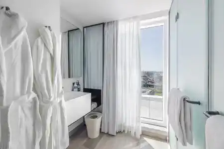 Yotel - 6