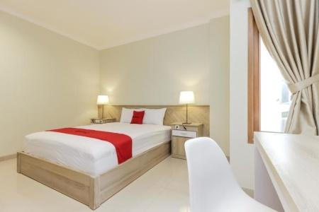 RedDoorz Premium near Ragunan Zoo 2 - 55