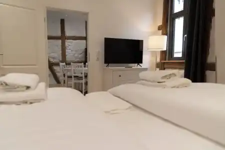Schiefer Suite & Apartments - 42