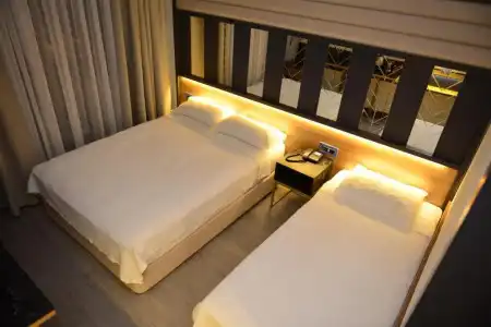 Oasis Otel - 50