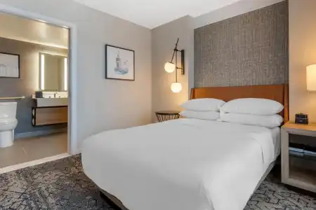 Sheraton Suites Old Town Alexandria - 117