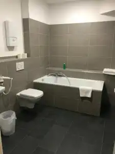 Select Suites & Aparts - 109