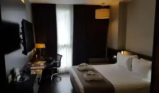 Best Western Premier CHC Airport - 70