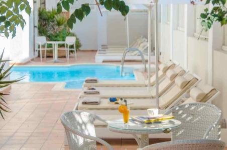 Aeolis Boutique & Suites - 17