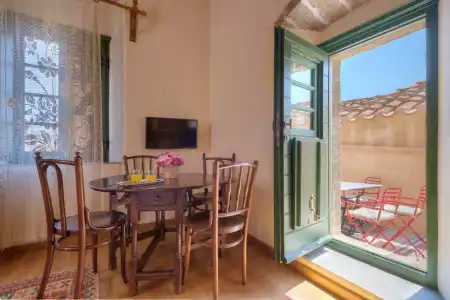 Ritsos Guesthouse - 6