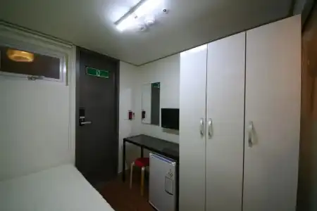 Star Guest House - 48