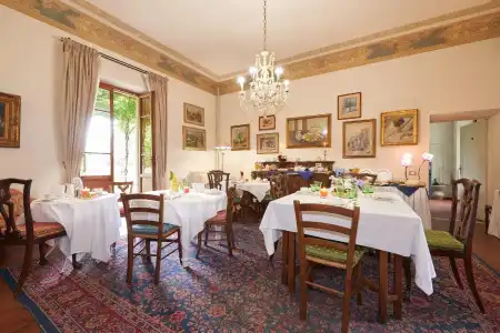 Ape Rosa Relais - 42