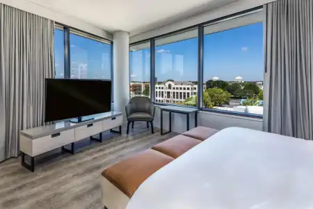 Hyatt Centric Charlotte/Southpark - 7