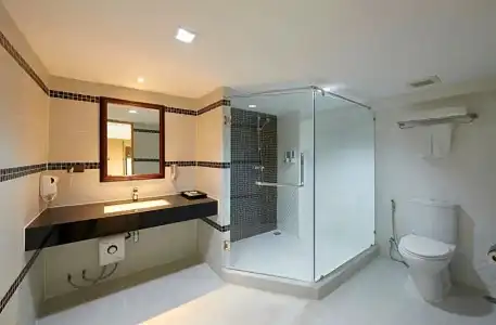Adelphi Pattaya - 36