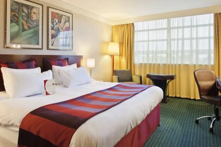 Crowne Plaza Liverpool - John Lennon Airport by IHG - 52