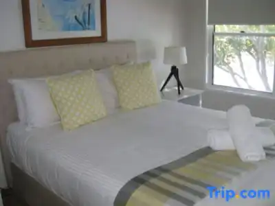 Noosa Entrance Waterfront Resort - 310