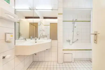 Sure by Best Western Muenchen Hauptbahnhof - 27