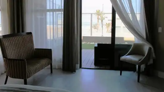 Atlantic Villa Boutique Guesthouse - 96