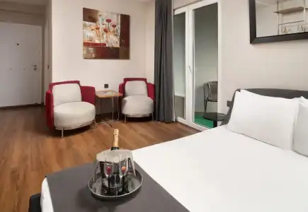 Nish Suite Atasehir - 170