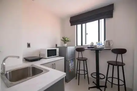 Bin Bin 7 - Near Ton Duc Thang University - 17
