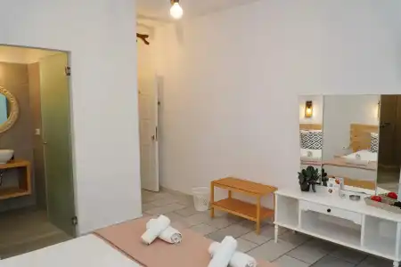 Camara - 205