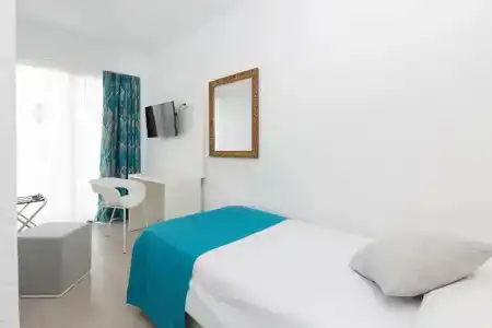 BLUESEA Arenal Tower - 36