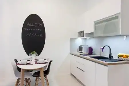 Tesla Boutique Apartments & Rooms - 51