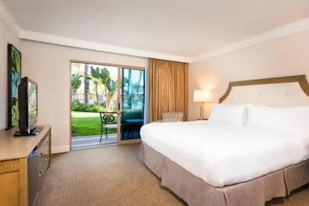 DoubleTree by Hilton San Diego Bayside - 46