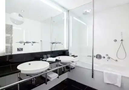 Ambassade - 9