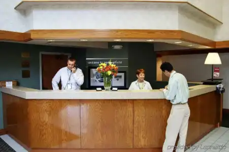 Hampton Inn Springfield-South - 22