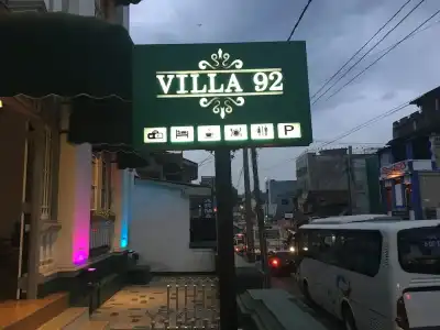 VILLA 92 - City - Hostel - 16
