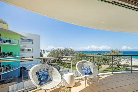 Rolling Surf Resort - 197