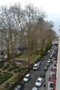 Hyde Park Court - 19