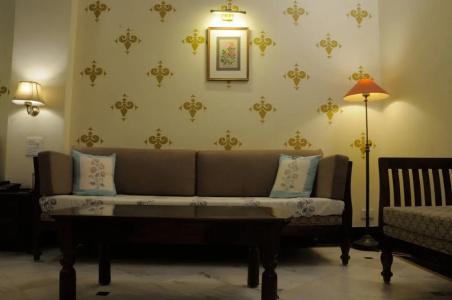 Arya Niwas - 58