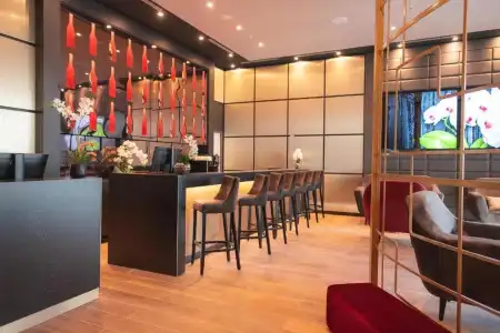 PLAZA Premium - 28