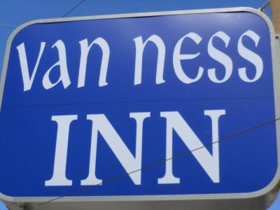 Van Ness Inn - 30
