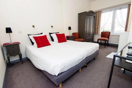 Gillis Eight Guest Rooms by Romy&Travis - 6