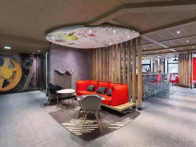 ibis Bourges - 13