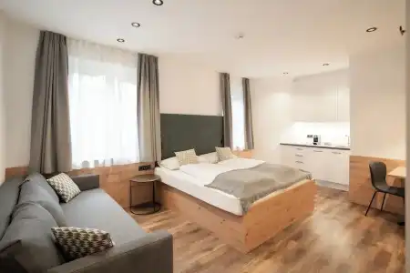 Feichter & Living - 46