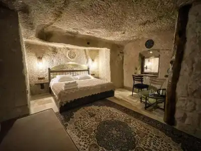 Takunya Cave - 38