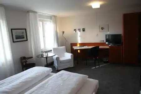 am Main - 1