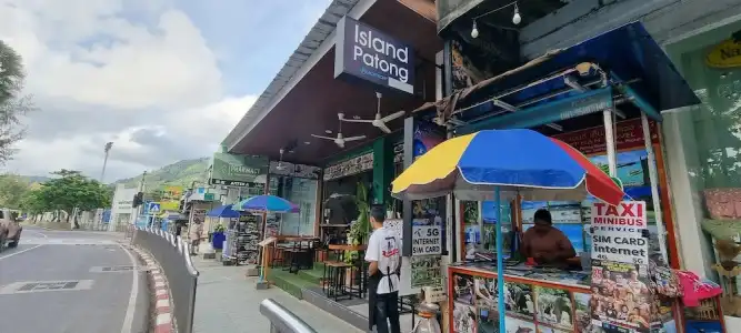 Island Patong Beachfront Apartments - 17