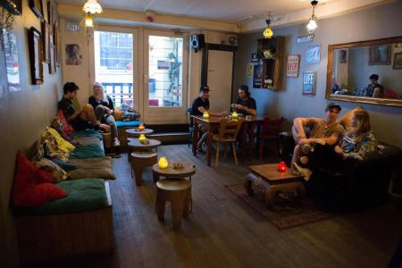 The Flying Pig Downtown Youth Hostel - 12