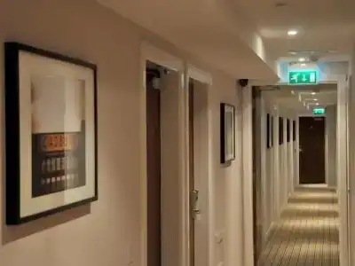 The Royal George - 7