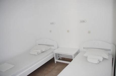 Armadoros / Ios Backpackers - 144