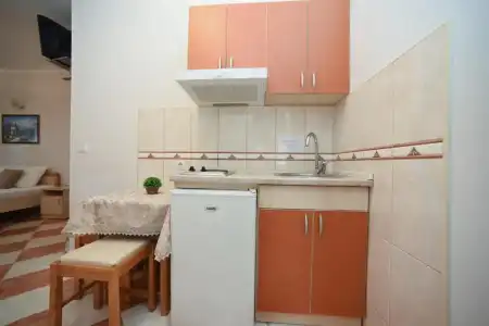 D&D Apartments - 196