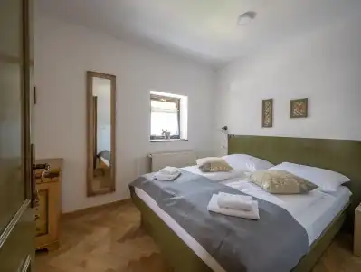Apartment House Berghi - 6